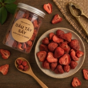 Dâu tây sấy dẻo _ toàn cảnh